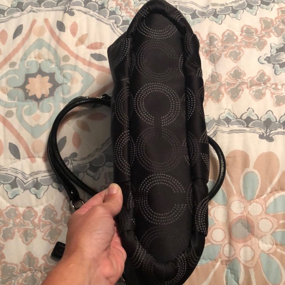 Coach handbag - black with monochromatic C logo - Picture 8 of 8